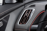 foto: Mercedes-Benz EQC_42.jpg